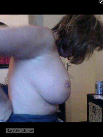 Tit Flash: Wife's Big Tits - Dasaaxxx from United States